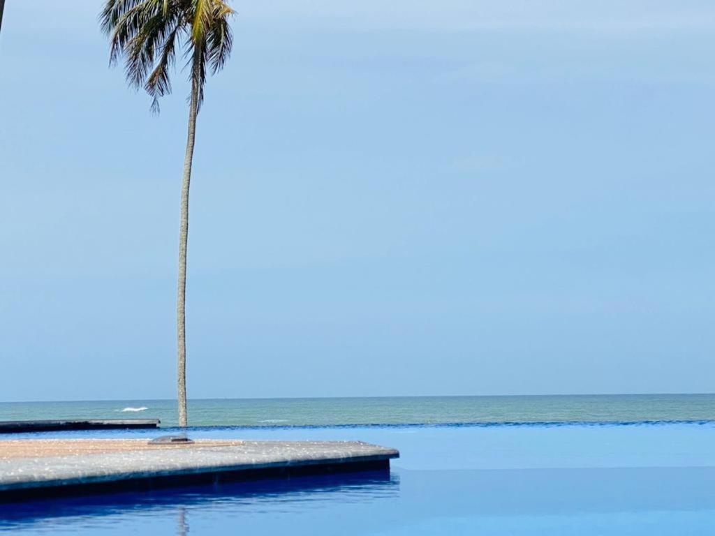 Hasara Oceanfront *